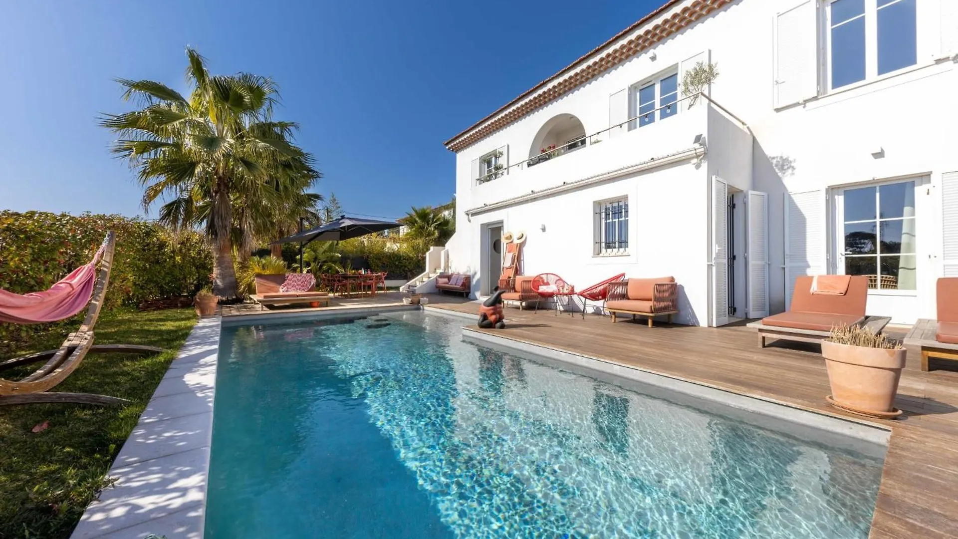 Deluxe Room With Garden Pool And Sea View Nice