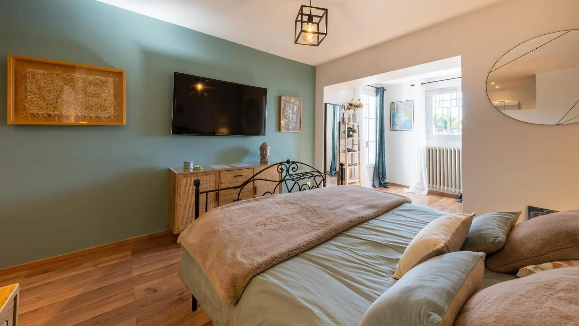 Holiday home Deluxe Room With Garden Pool And Sea View Nice France