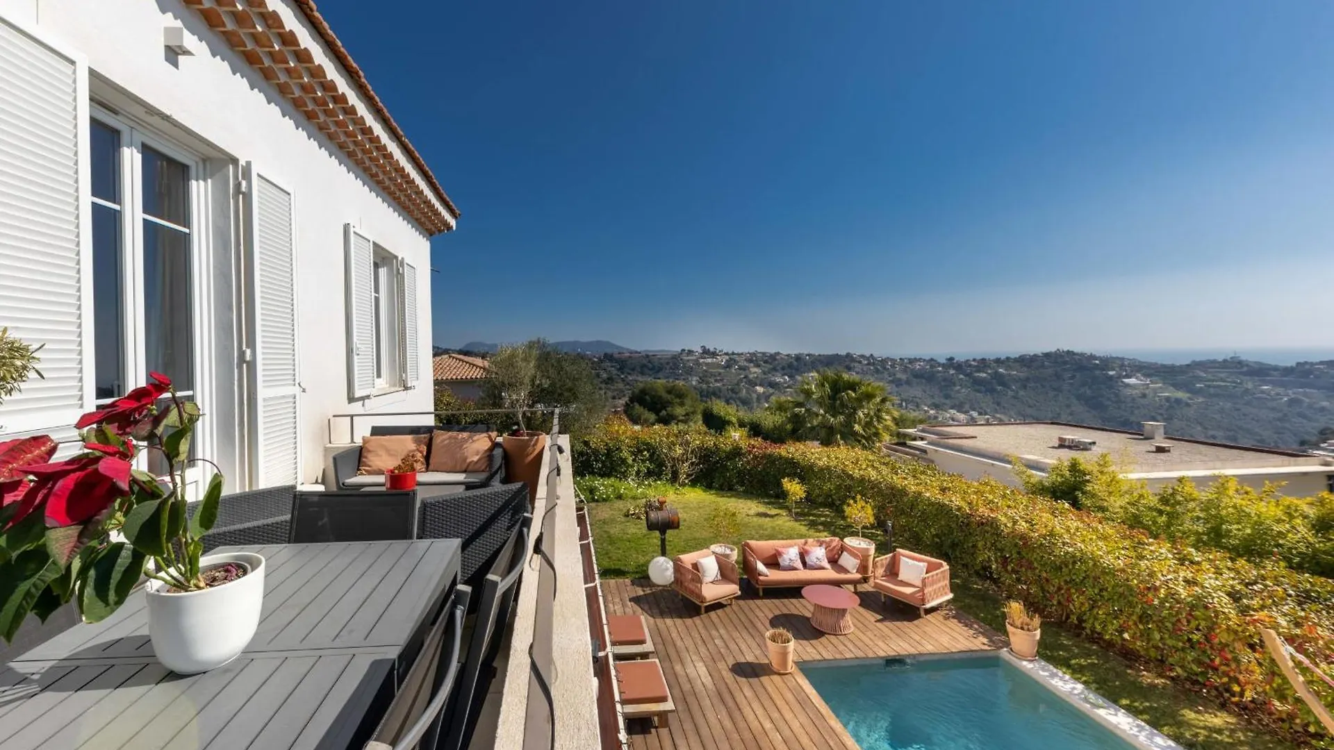 Deluxe Room With Garden Pool And Sea View Nice 0*,